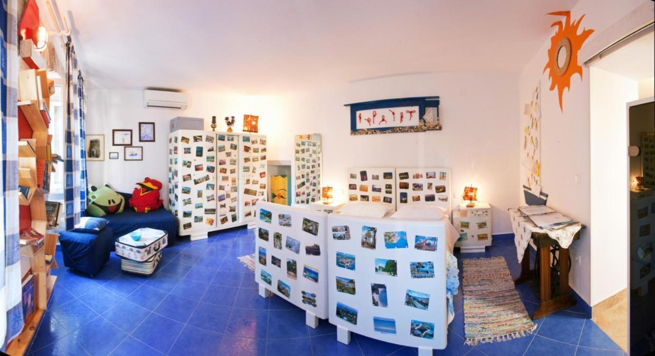 Studio Apartment Sretna Сплит Екстериор снимка